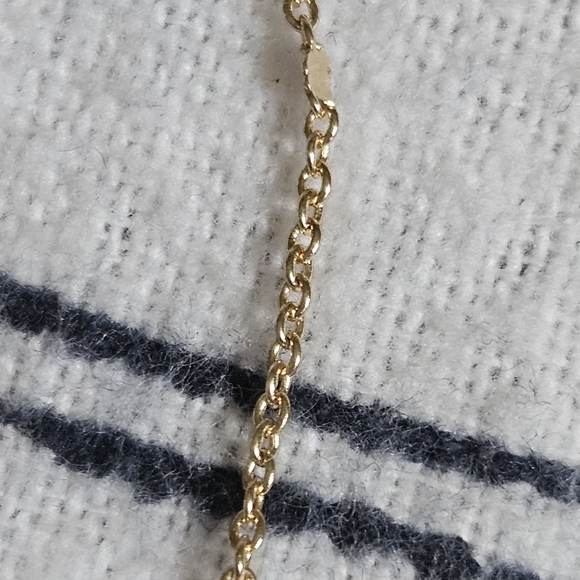 Necklace - Picture 3 of 4